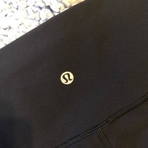 Lululemon- Wonder Under Leggings